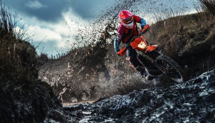 kaiyun-西甲焦点对决，赫罗纳迎战马德里竞技，攻防大战与赛果前瞻