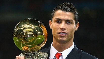 开云|曼城冬窗两大新目标曝光！瓜帅亲点罗德里替身引领转会潮